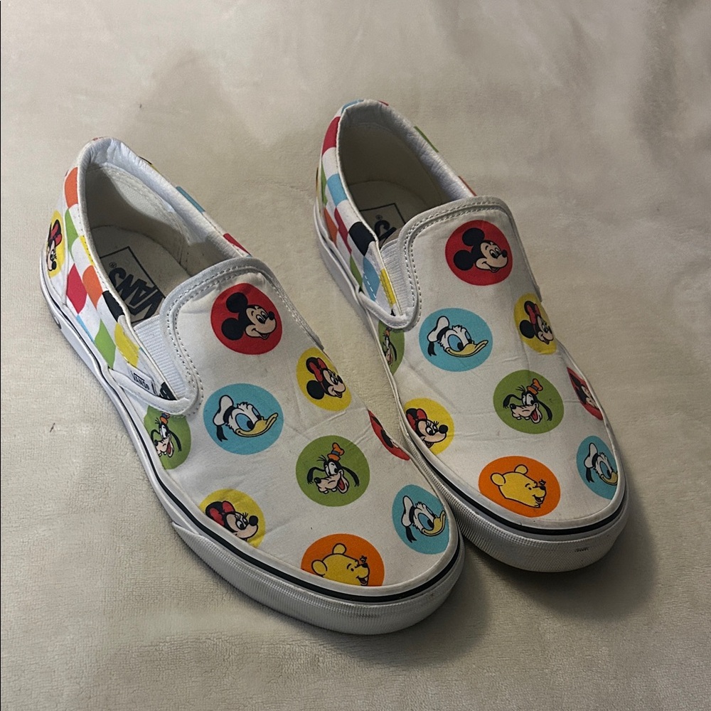 Vans Disney 50th Anniversary Mickey & Friends Classic Slip-On mens 9 womens 10.5